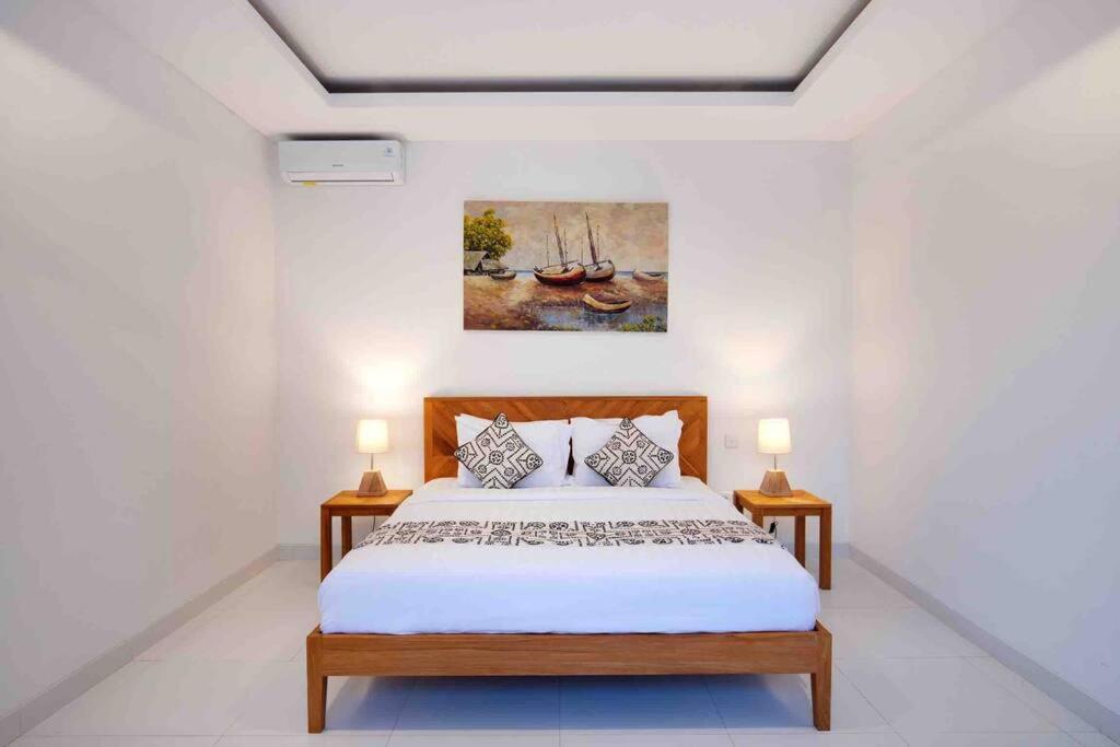 Villa A, Brand New Near Ubud. Ubud (Bali)