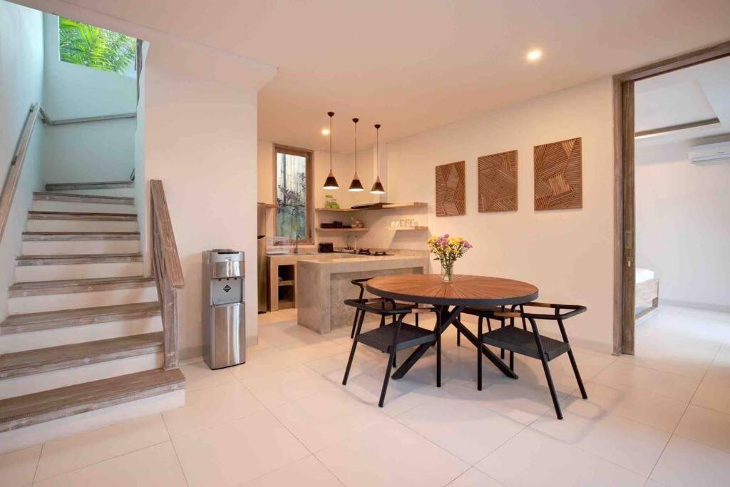 A, Brand New Near Ubud. Villa Ubud (Bali)