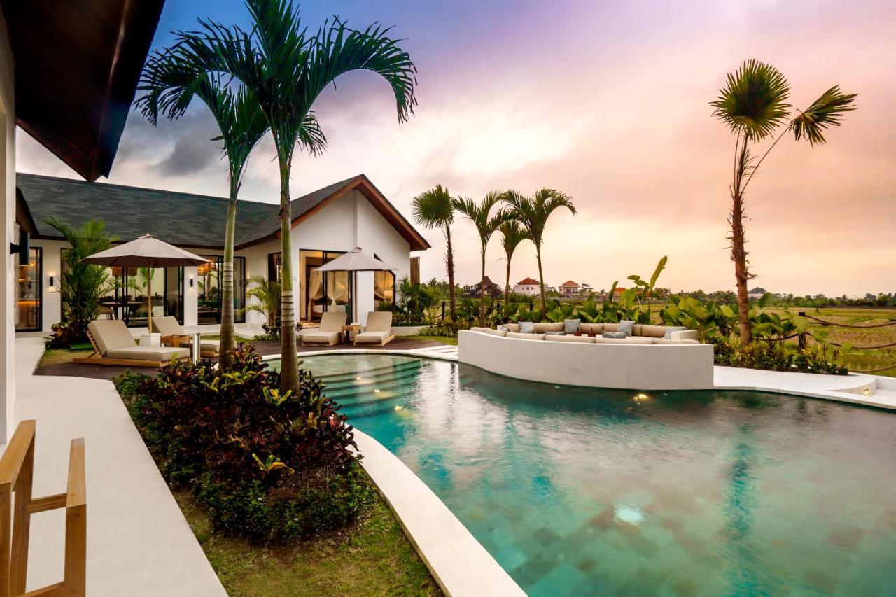Crystal Lagoon By Balisuperhost Villa