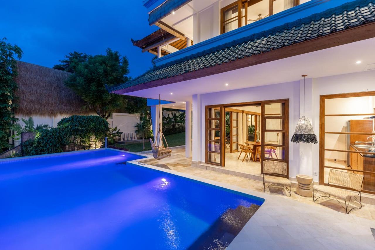 Luxury In Center W/ Natural Pool La Bohemia Villa