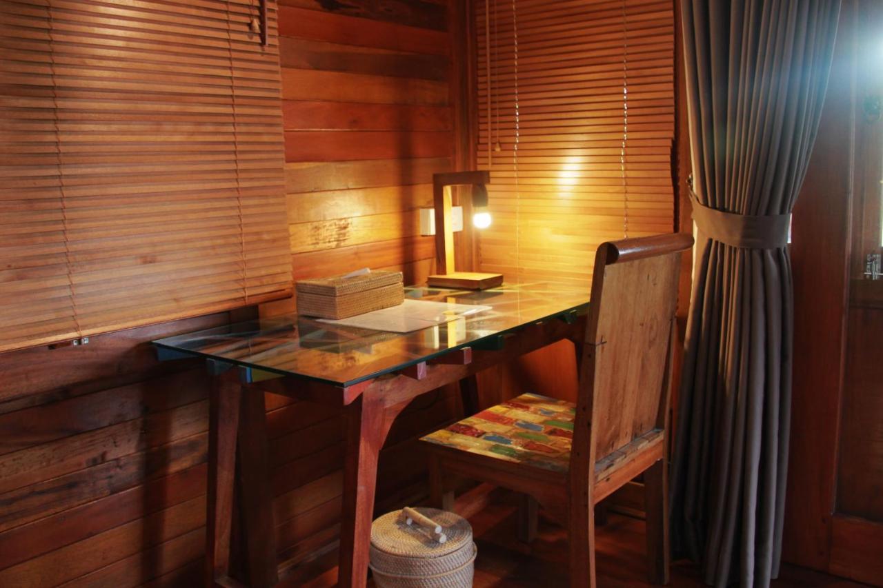 Bed & Breakfast Romantic Deluxe 0ne-bedroom Wooden 3 Ubud (Bali)