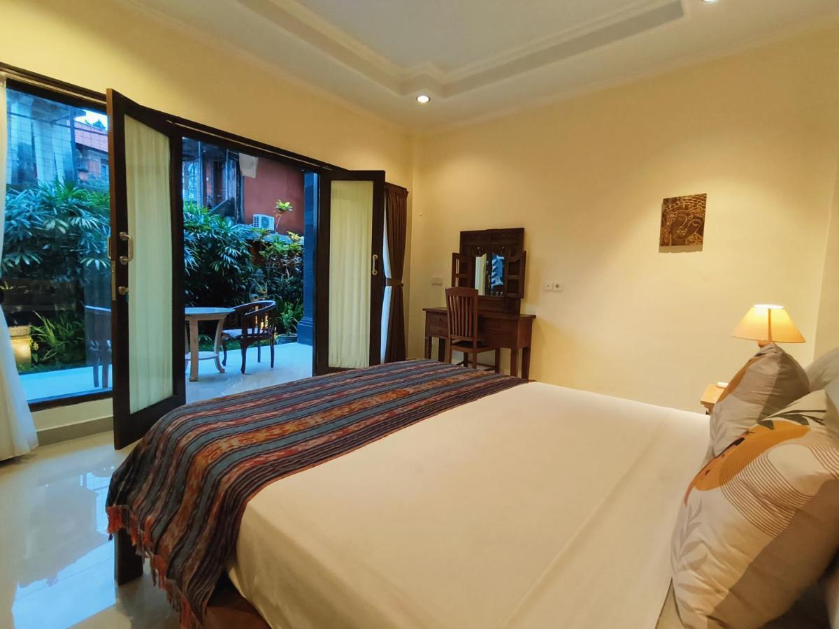 Warji House 1 Centre 3*