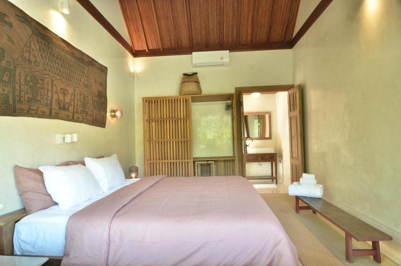 Villa Kubu Manis *