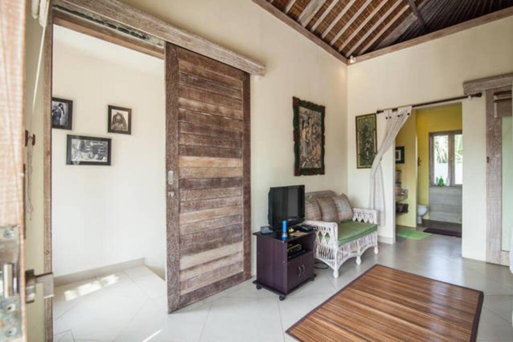 Artsy 2 Bed Villa/ubud/pool/ac/gardens/penestanan Pousada Ubud