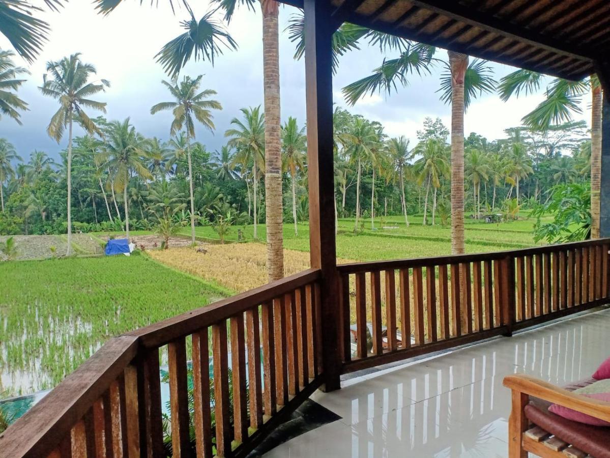 Intan & Ubud (Bali)
