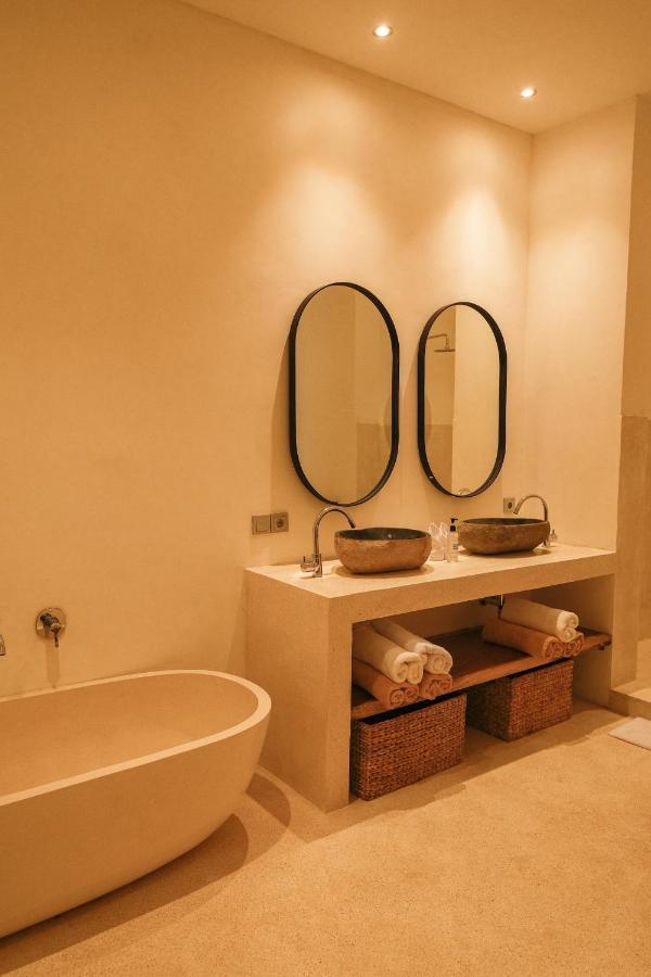 Luxury 2-bedroom With Private Pool And Bbq - Serene Escape! Villa Ubud