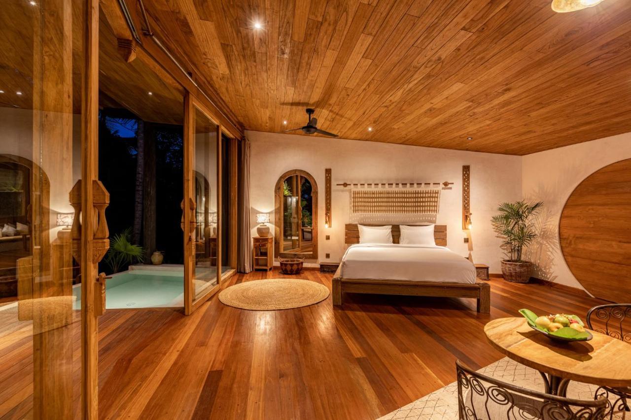 Casa Pohon Villa *
