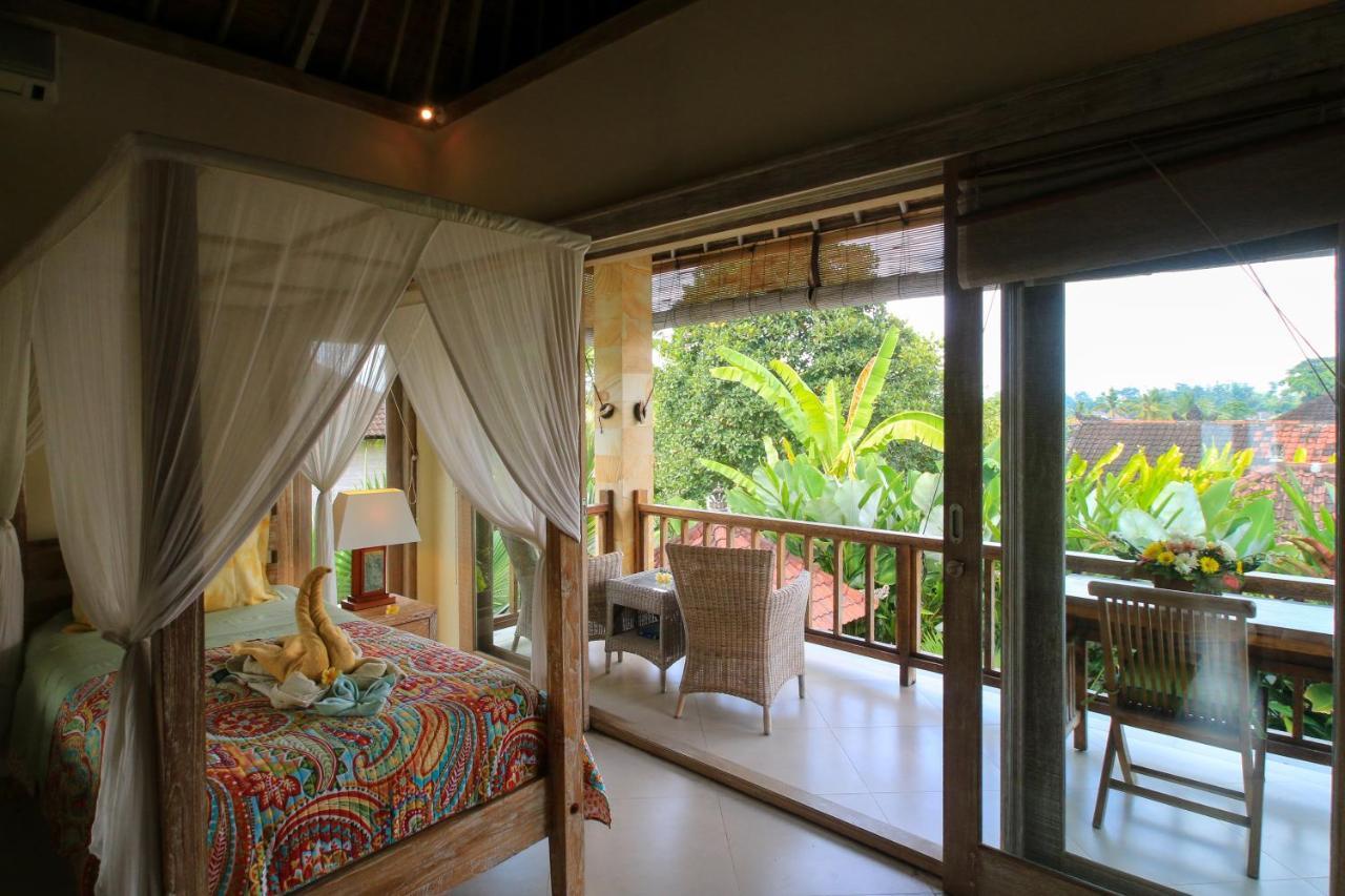Artsy 2 Bed Villa/ubud/pool/ac/gardens/penestanan