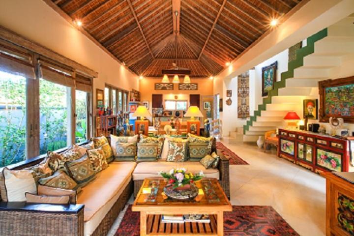 Artsy 2 Bed Villa/ubud/pool/ac/gardens/penestanan Ubud