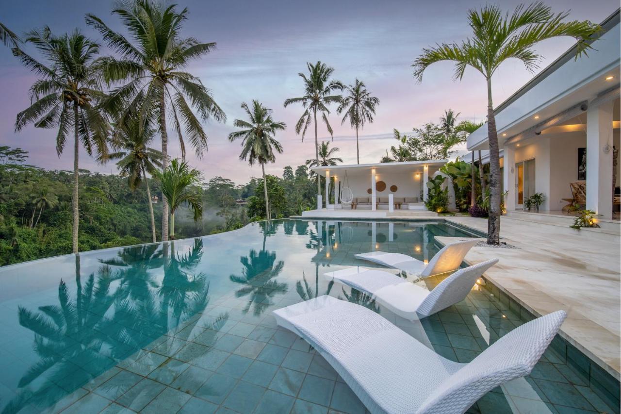 New! Amazing Jungle View 4 Br W Staff Villa