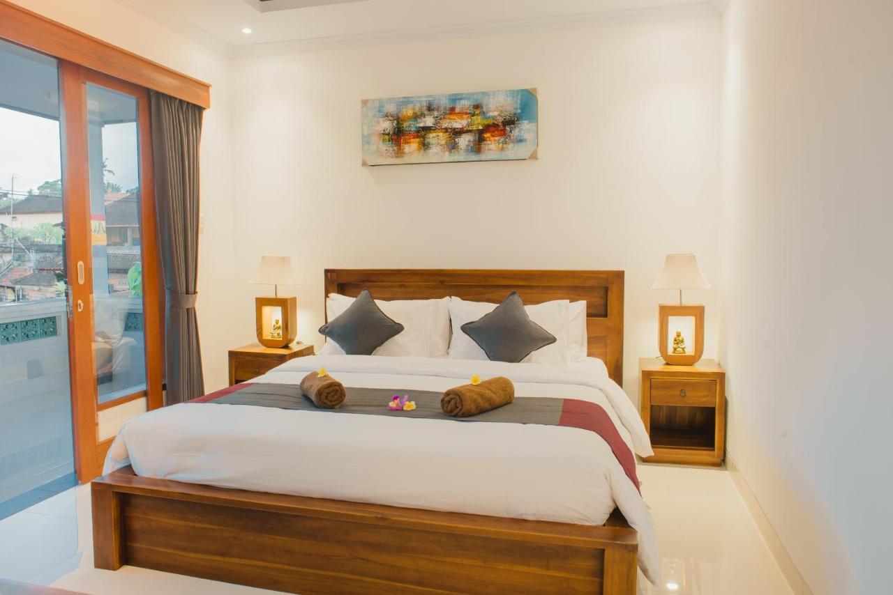 Pandu Guest house *