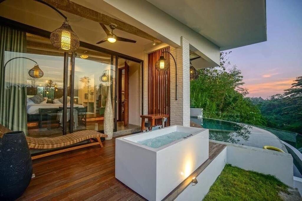 The Cliff Bali