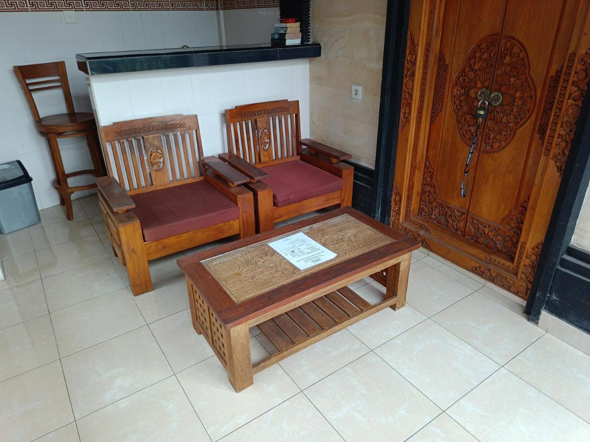 Nyoman House Ubud Homestay *