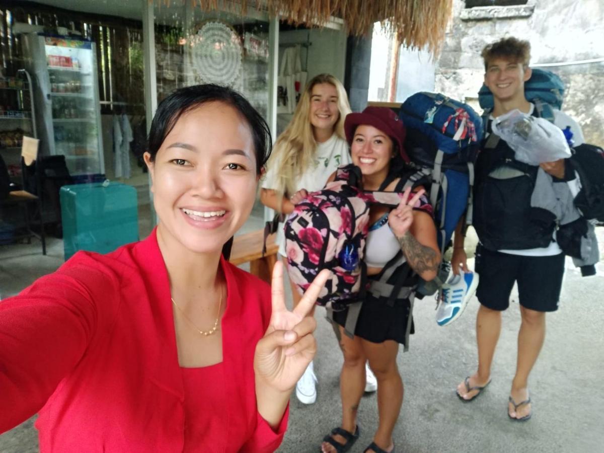 Yasa Backpackers House *