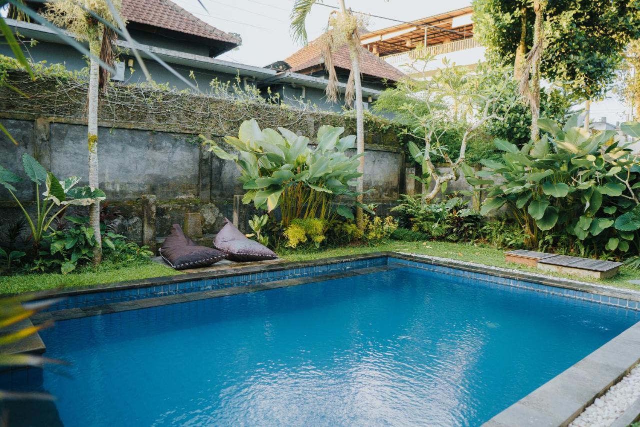 Gading 2 Villa