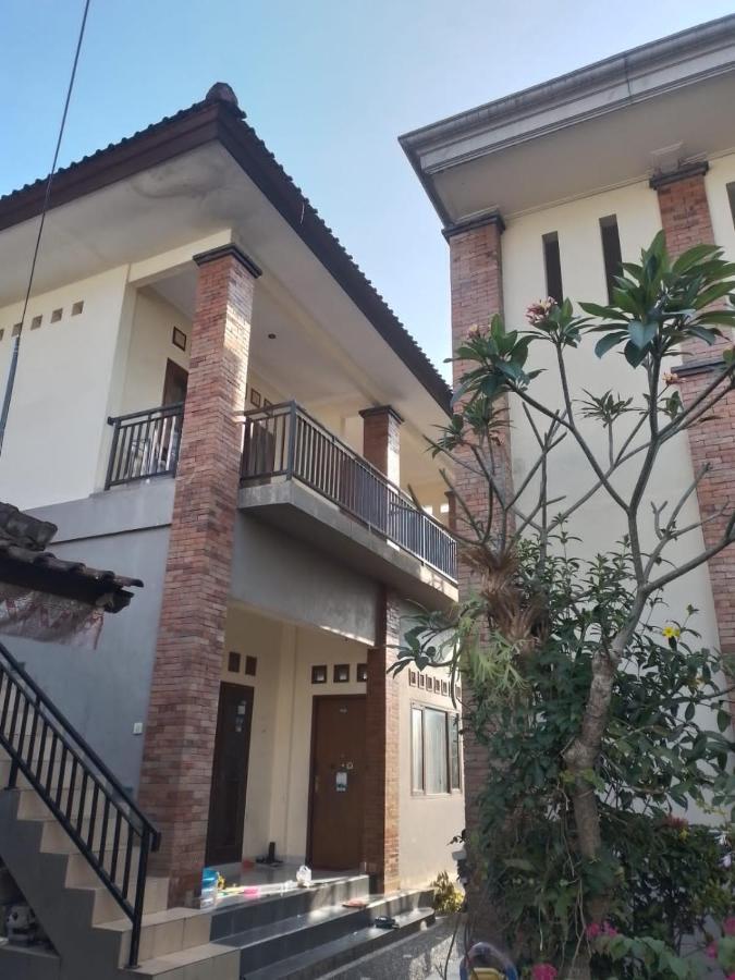 Nami House Wisma tamu