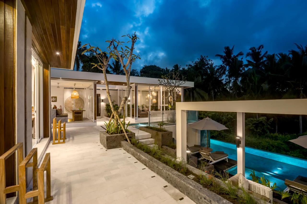 Villa Vertigo By Balisuperhost