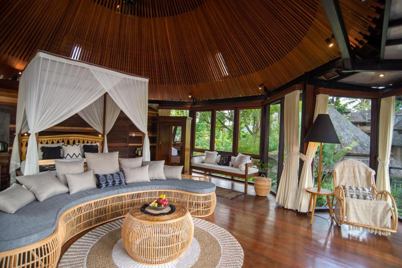 Tree House Villa *