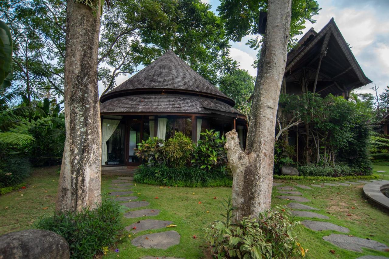 Tree House Villa *