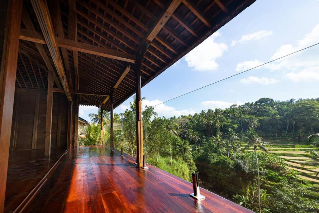 Villa Riverside