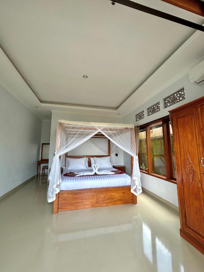 Bhakti * Ubud