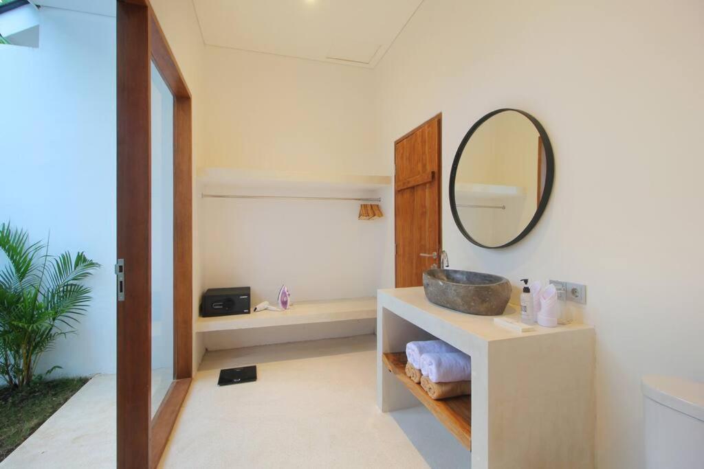 Modern And Stylish 3 Bedroom *
