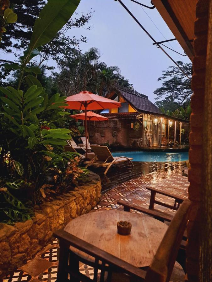 Ayu Dira Heritage House Villa