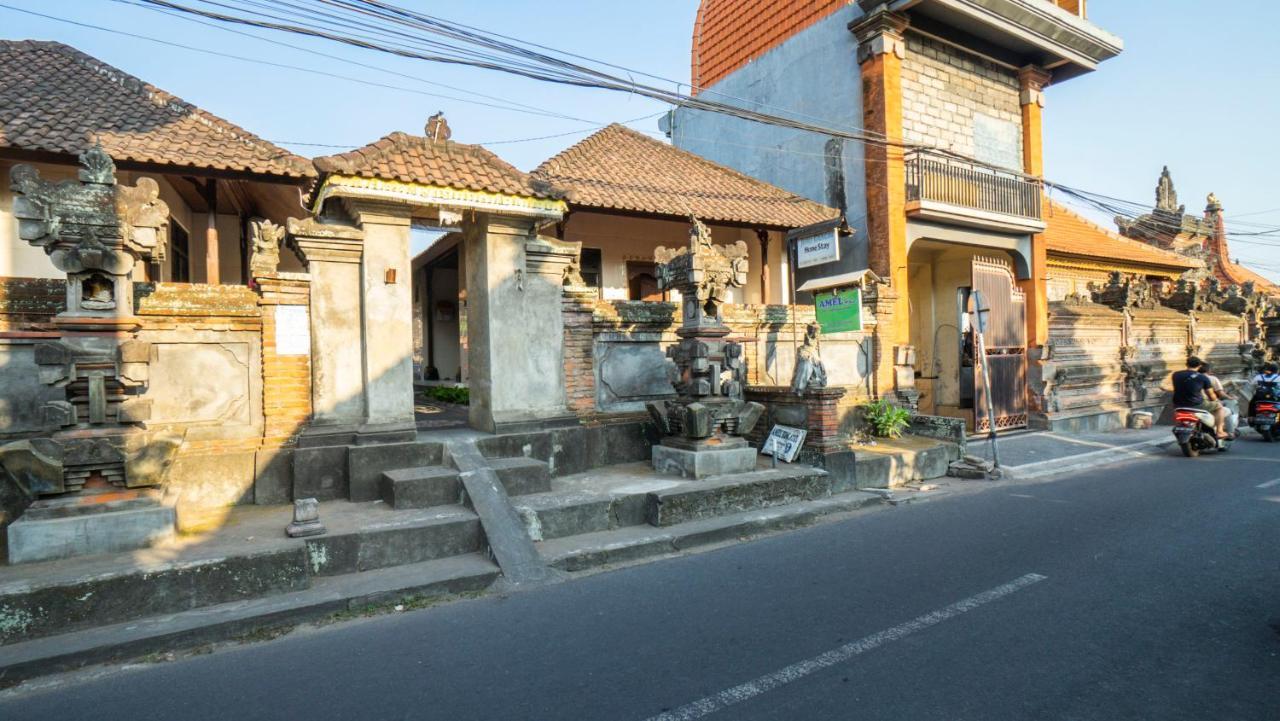 Amel House Homestay *