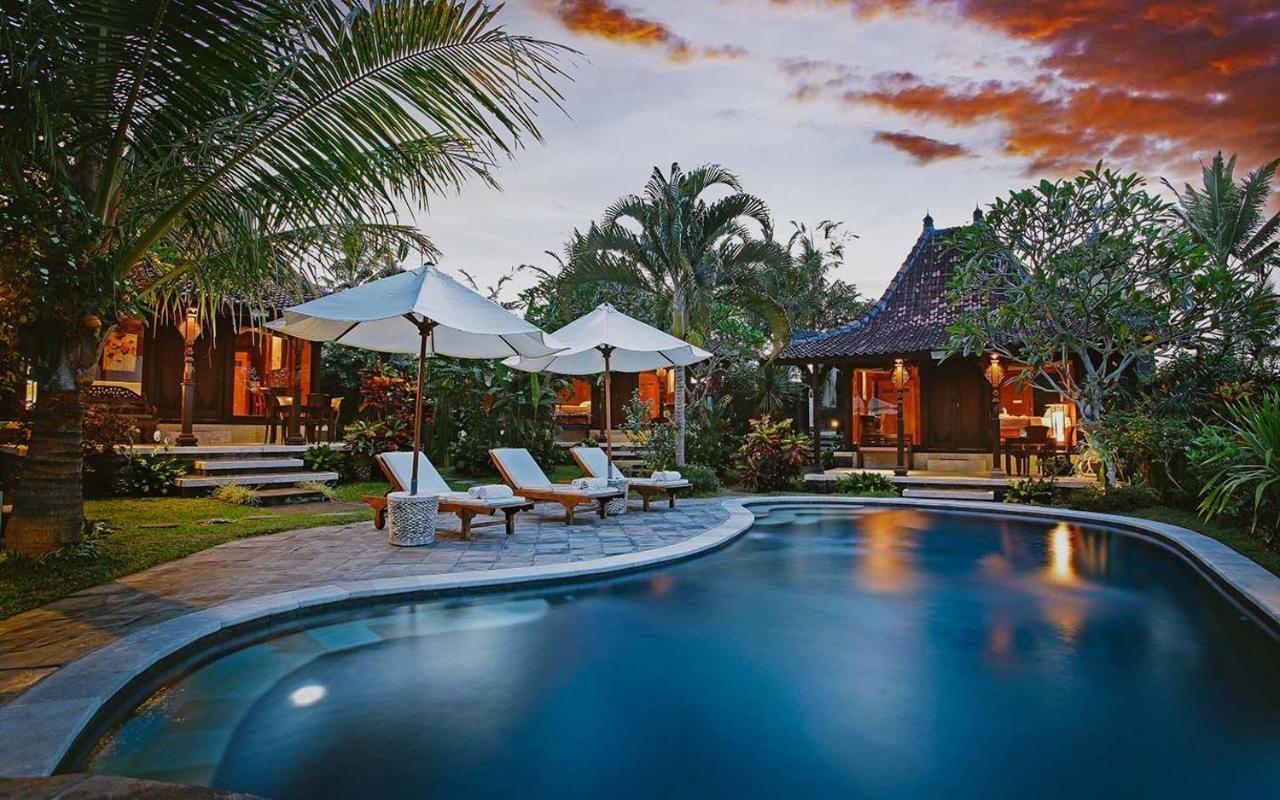 Villa Rumah Capung Full