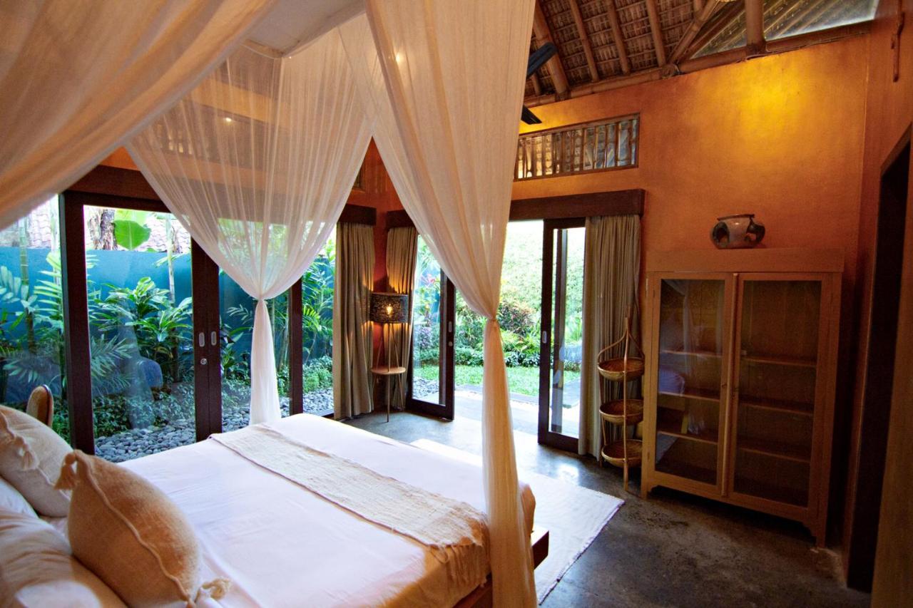 Joyously Raw - Free Upgrade Subject To Availability Katil *
