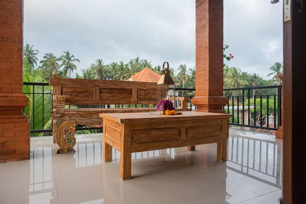Huge Modern Balinese With Panoramic Rice Views! Villa Ubud
