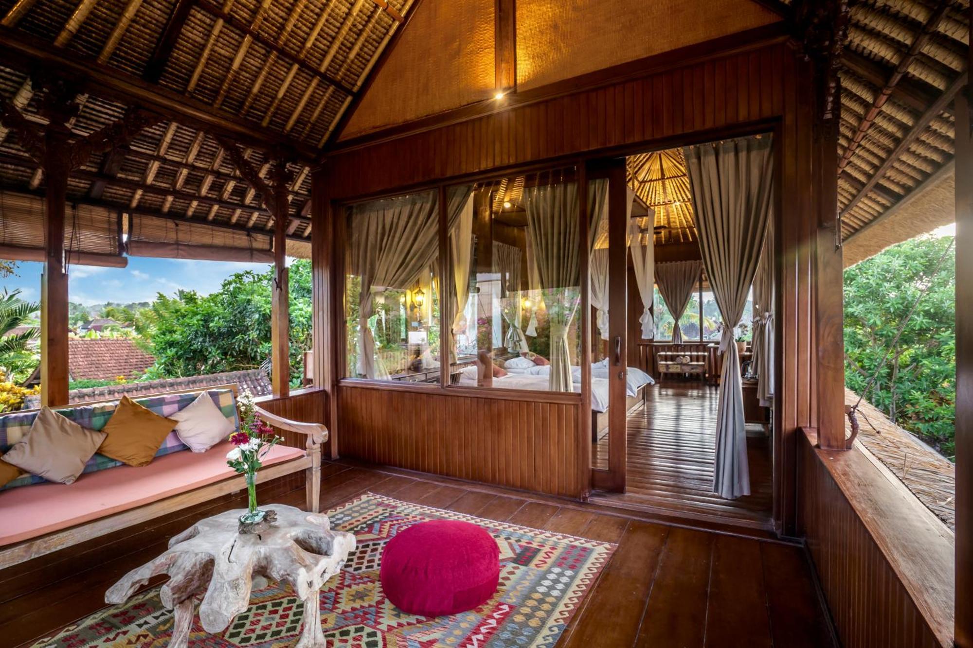 Sujati Ubud (Bali)