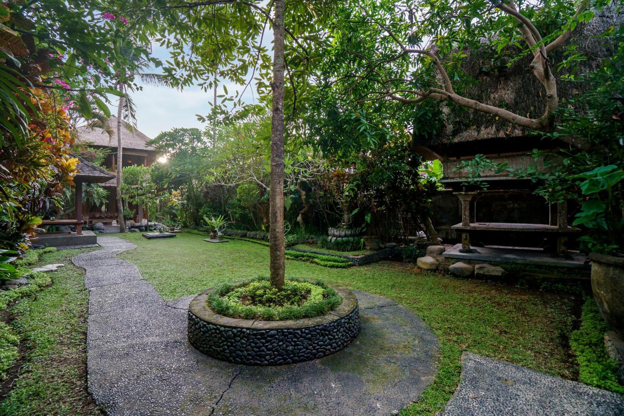 Sujati * Ubud (Bali)