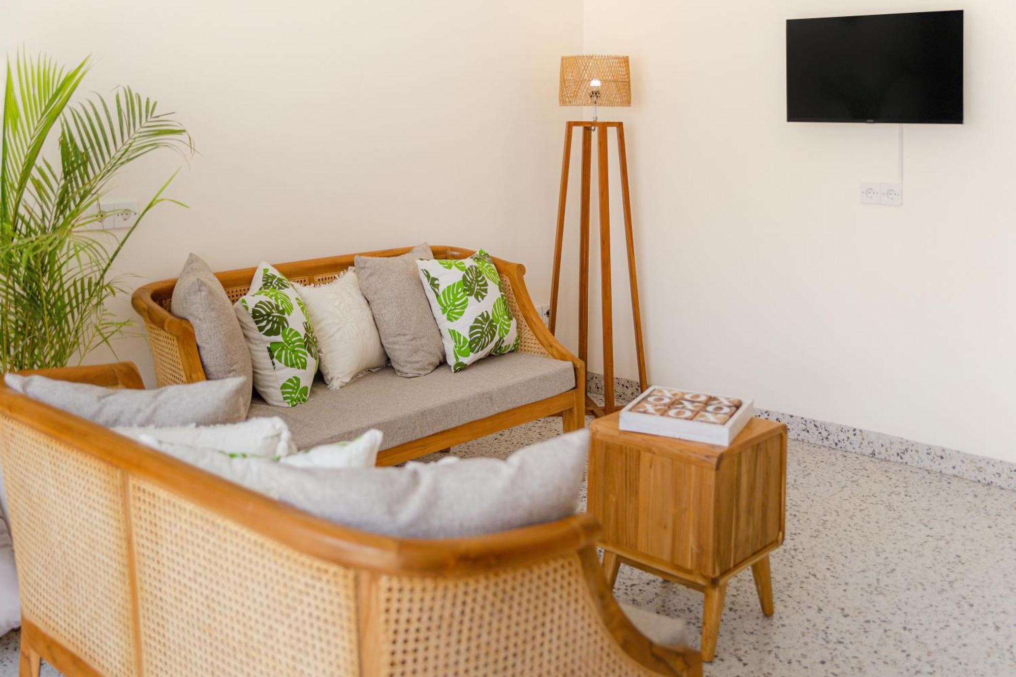 Balia-elegant 3bdr With Pool & Comfort Villa