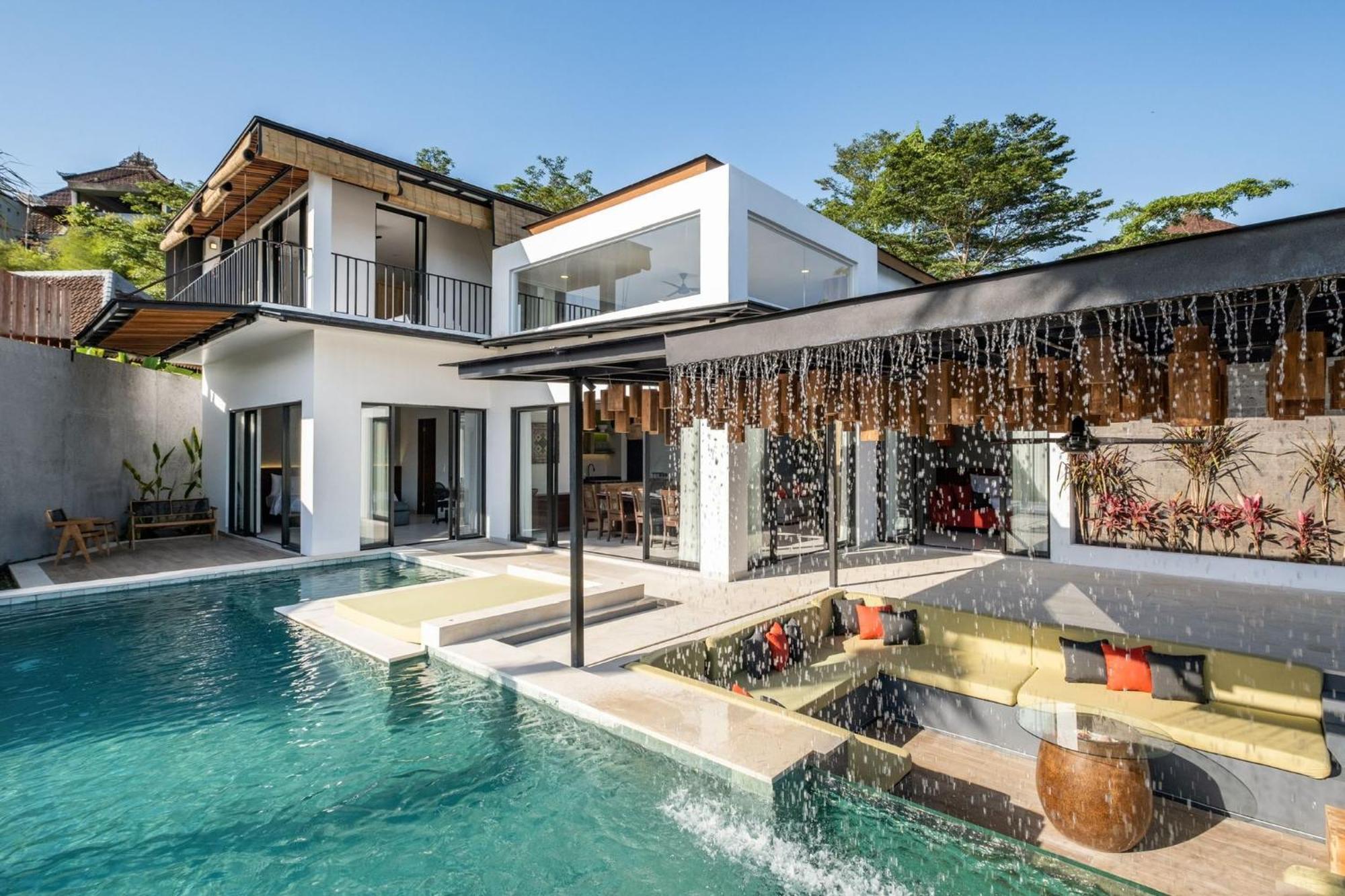 Cakra - 4 Bedroom Luxury With Infinity Pool And Paddy Field View * Ubud (Bali)
