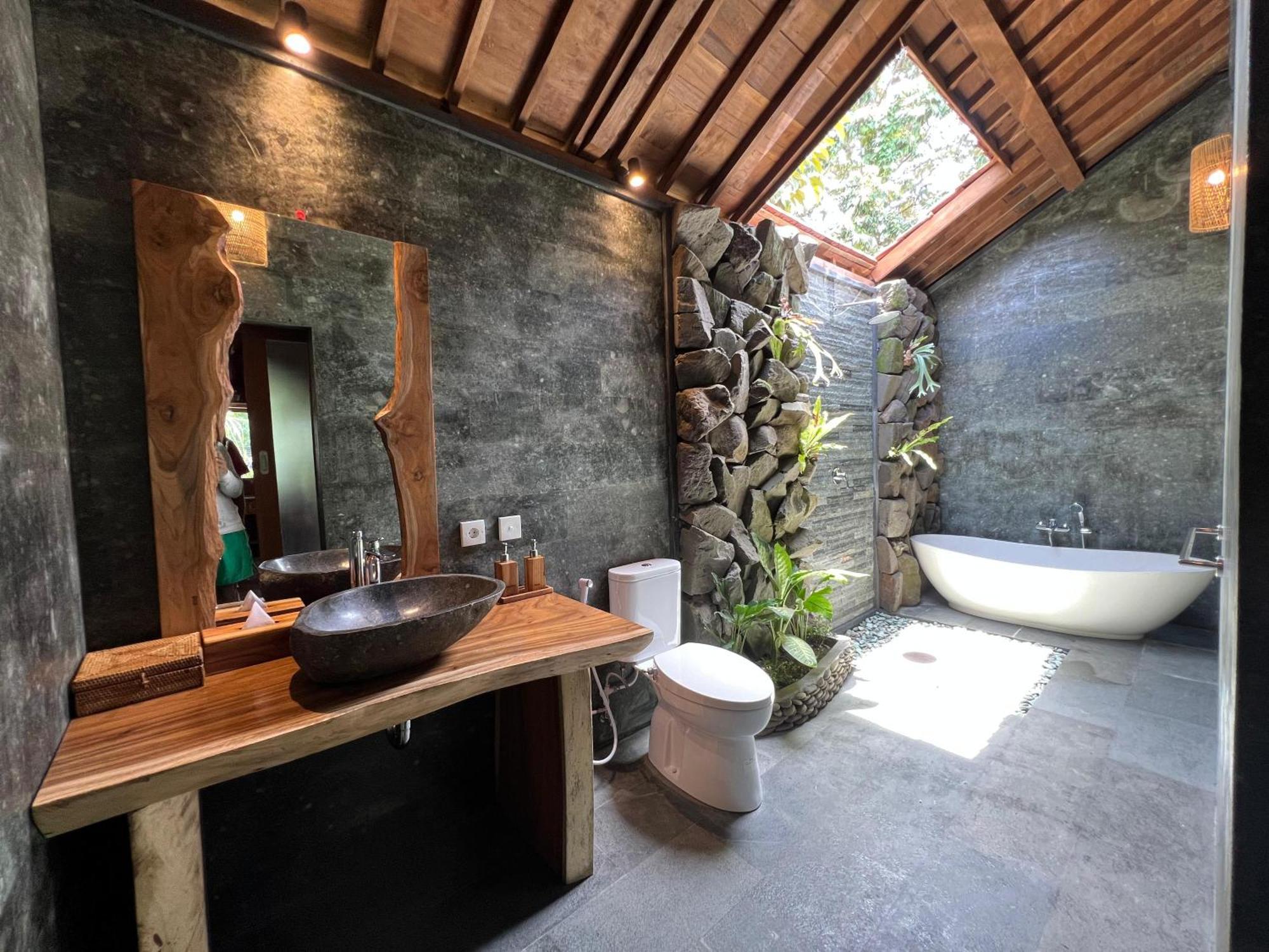 Guest house Virani