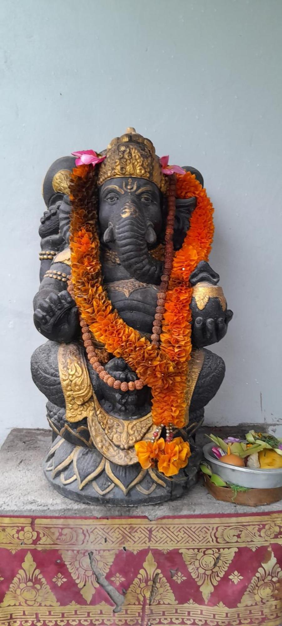 Prema Shiva And By Eps Guest house