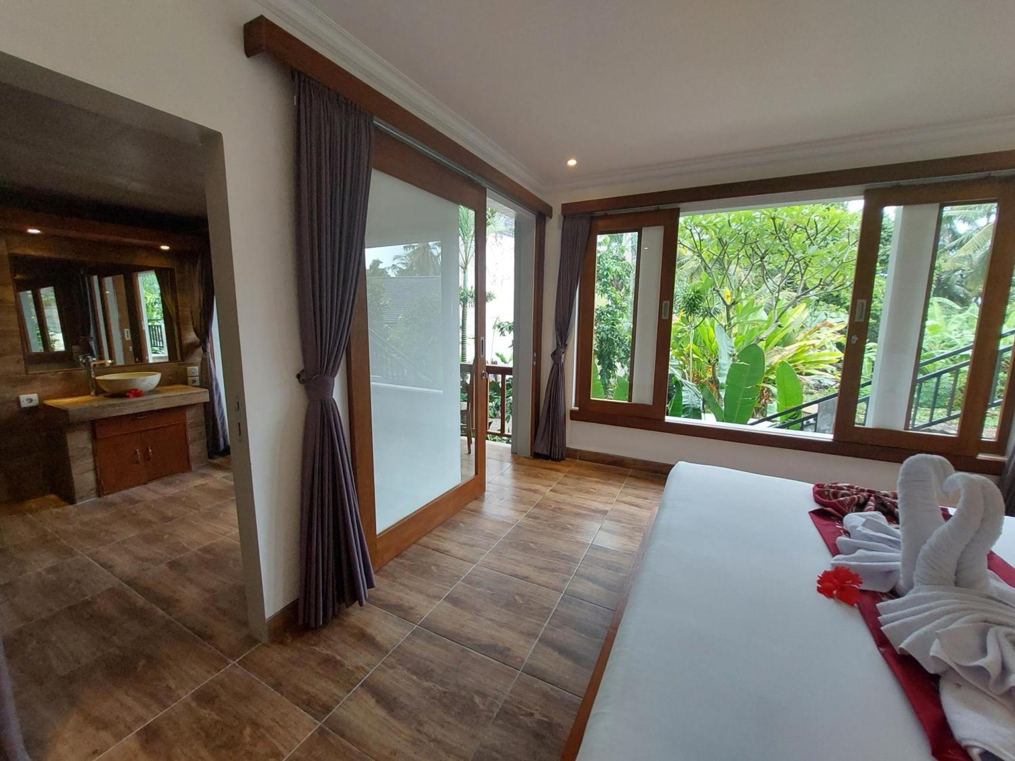 Prema Shiva And By Eps Guest house 3*