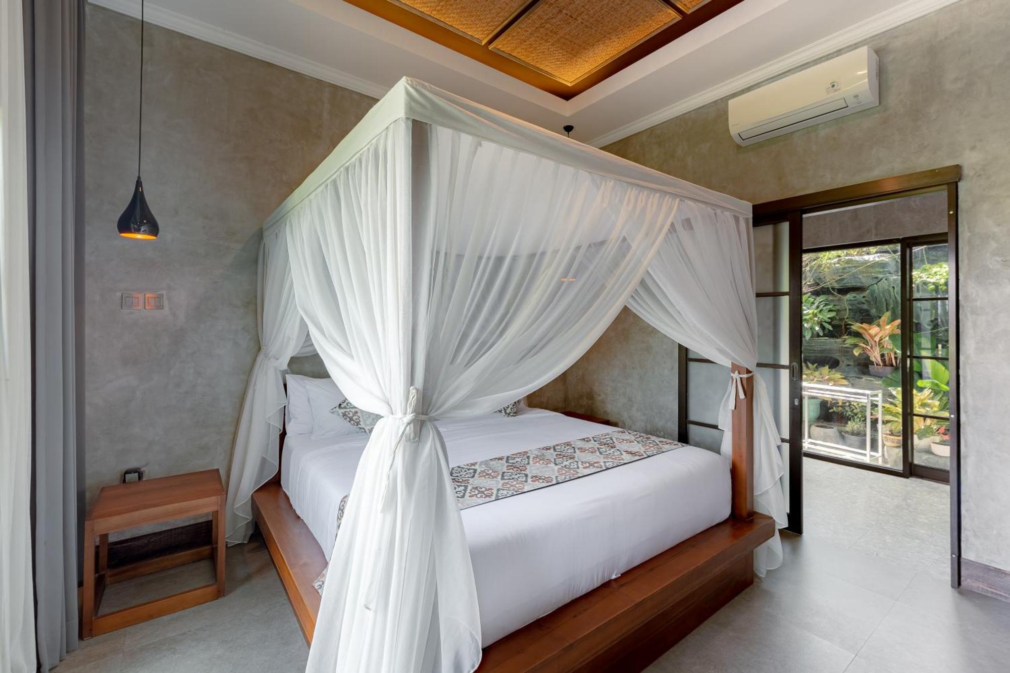 Villariz , Bali *