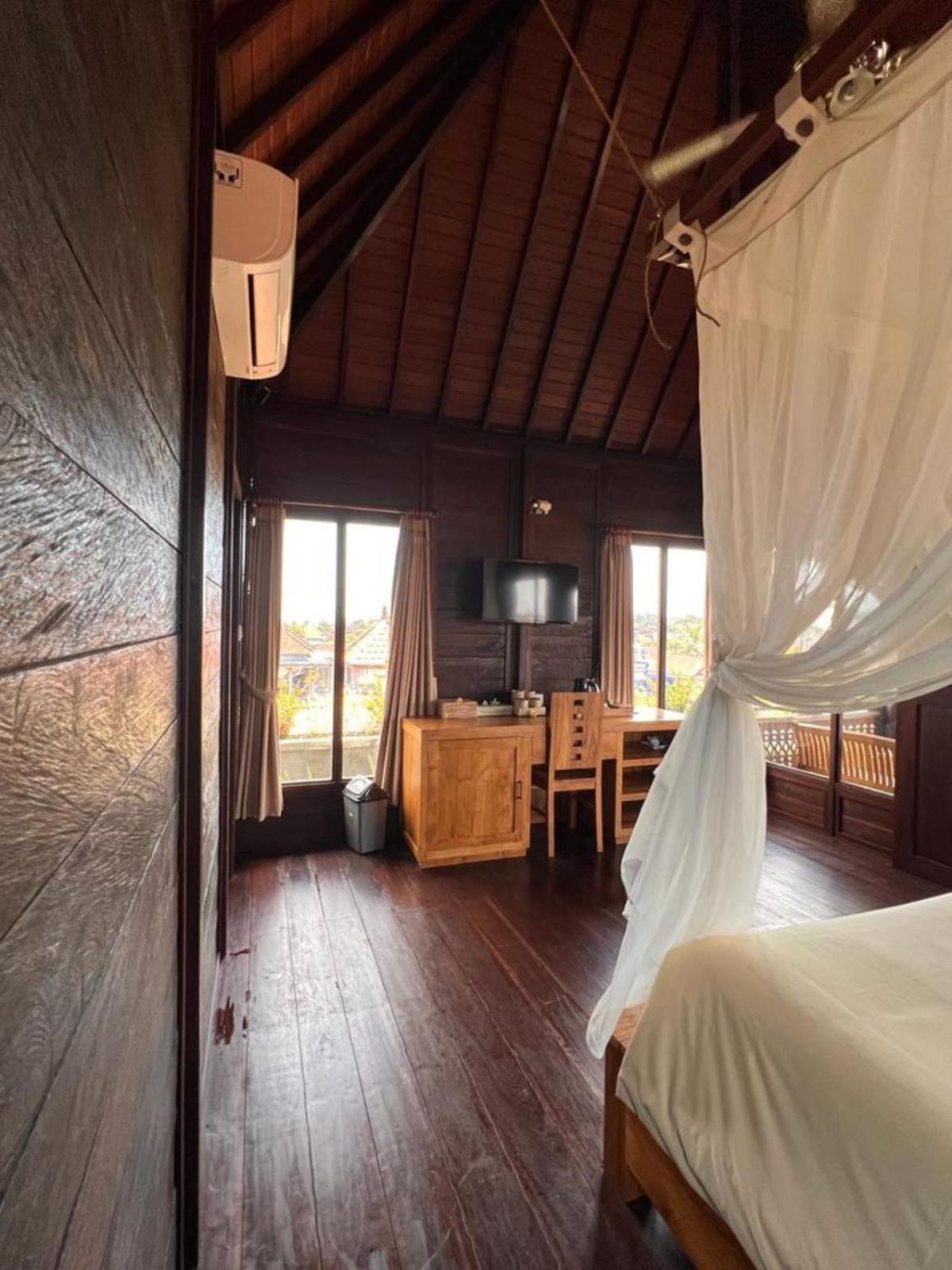 Holiday home Lastana Joglo