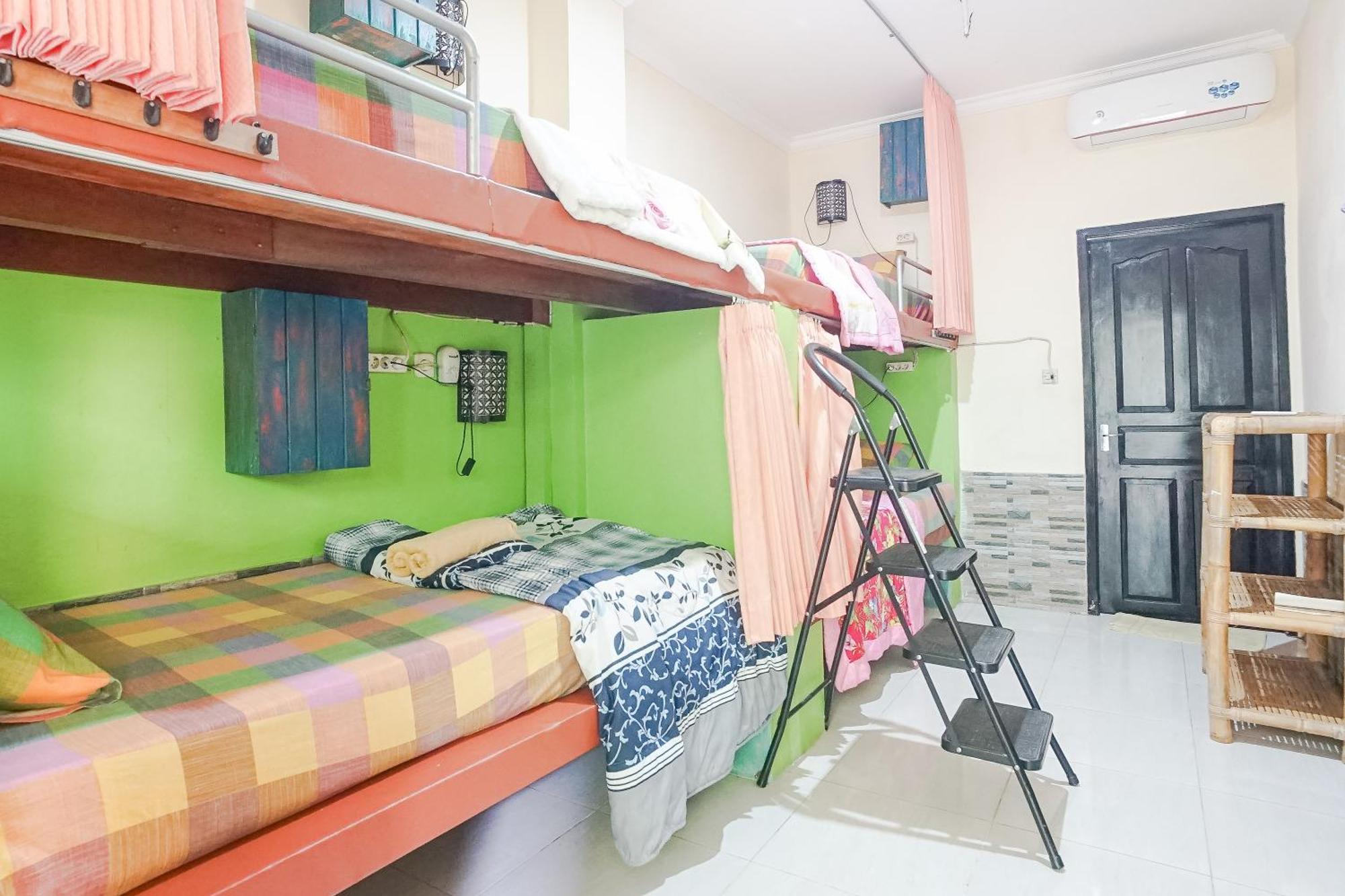 View Bali Hostel *