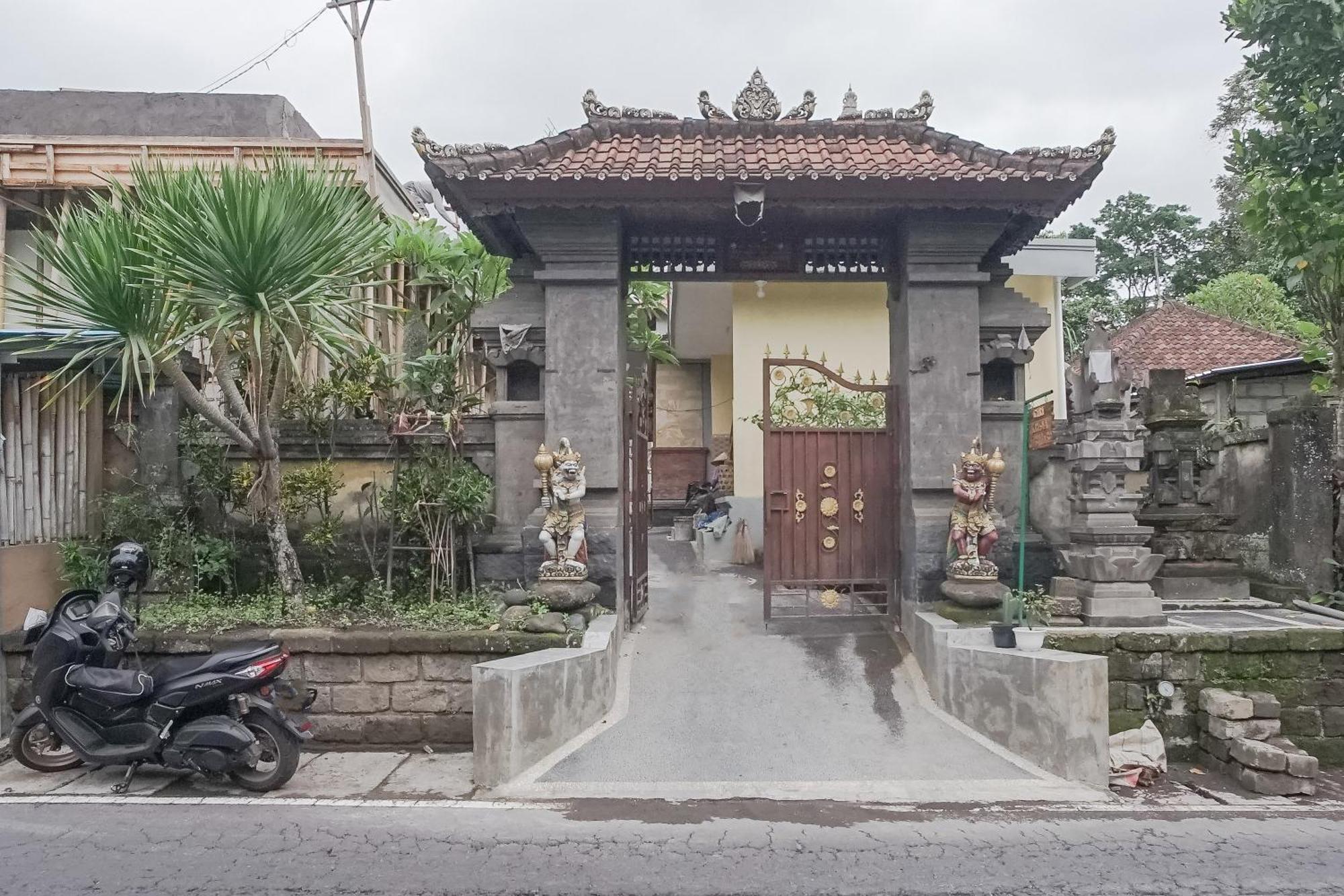 Giri Krisna * Ubud