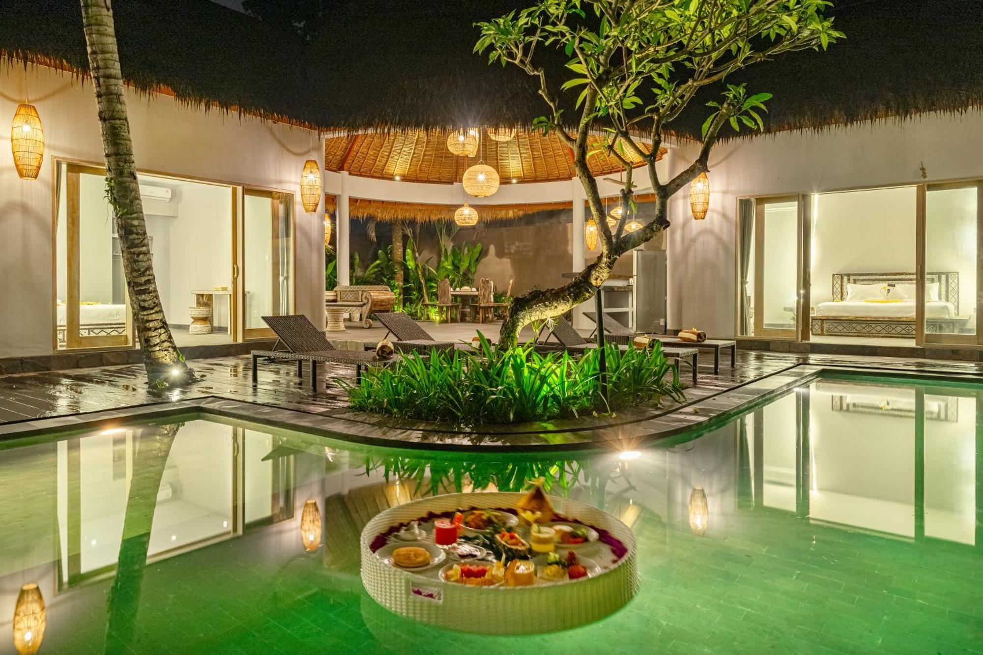 Brand New Luxury 3br Ethnic Ubud # 1 Pousada