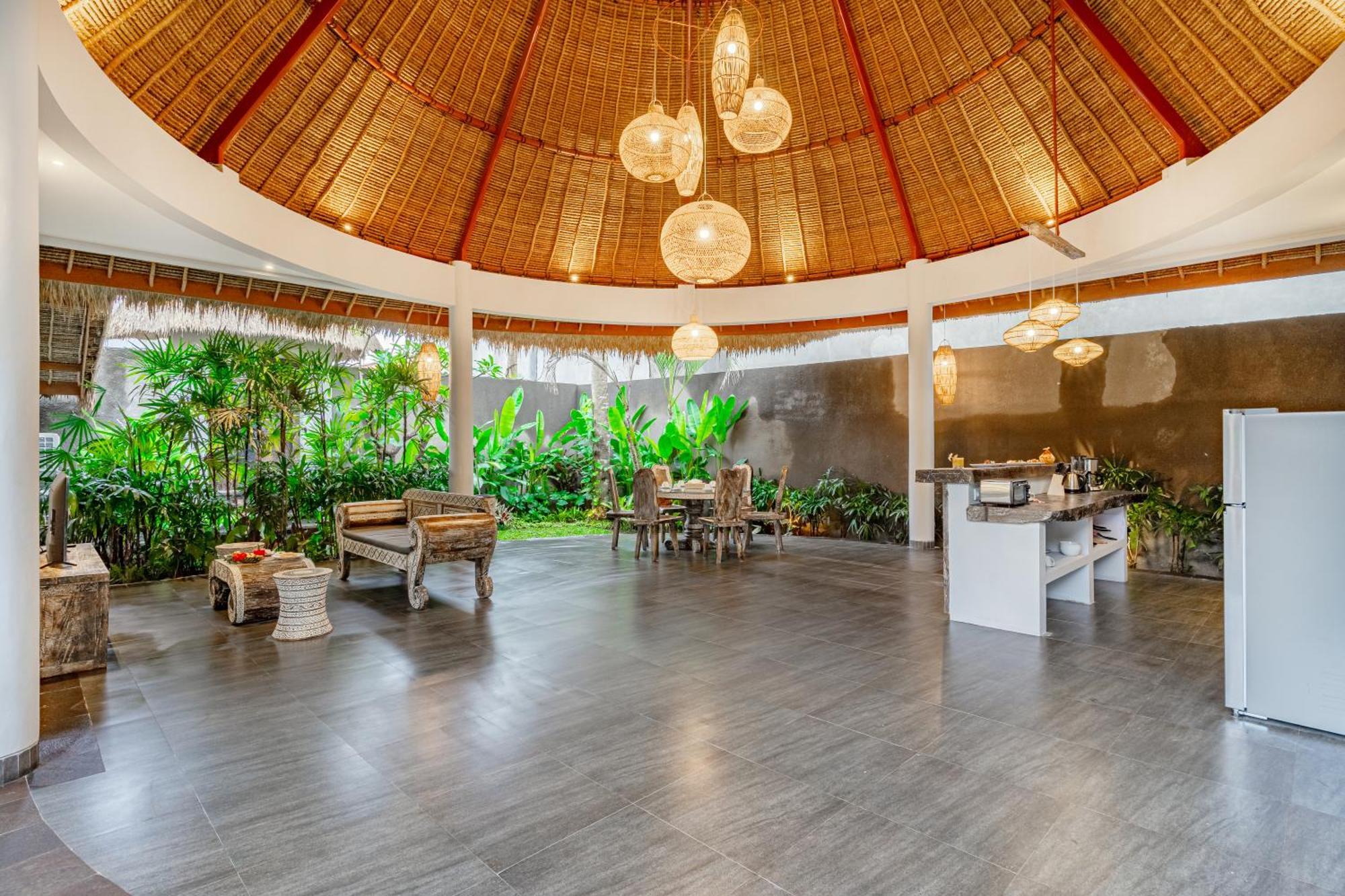 Brand New Luxury 3br Ethnic Ubud # 1 *