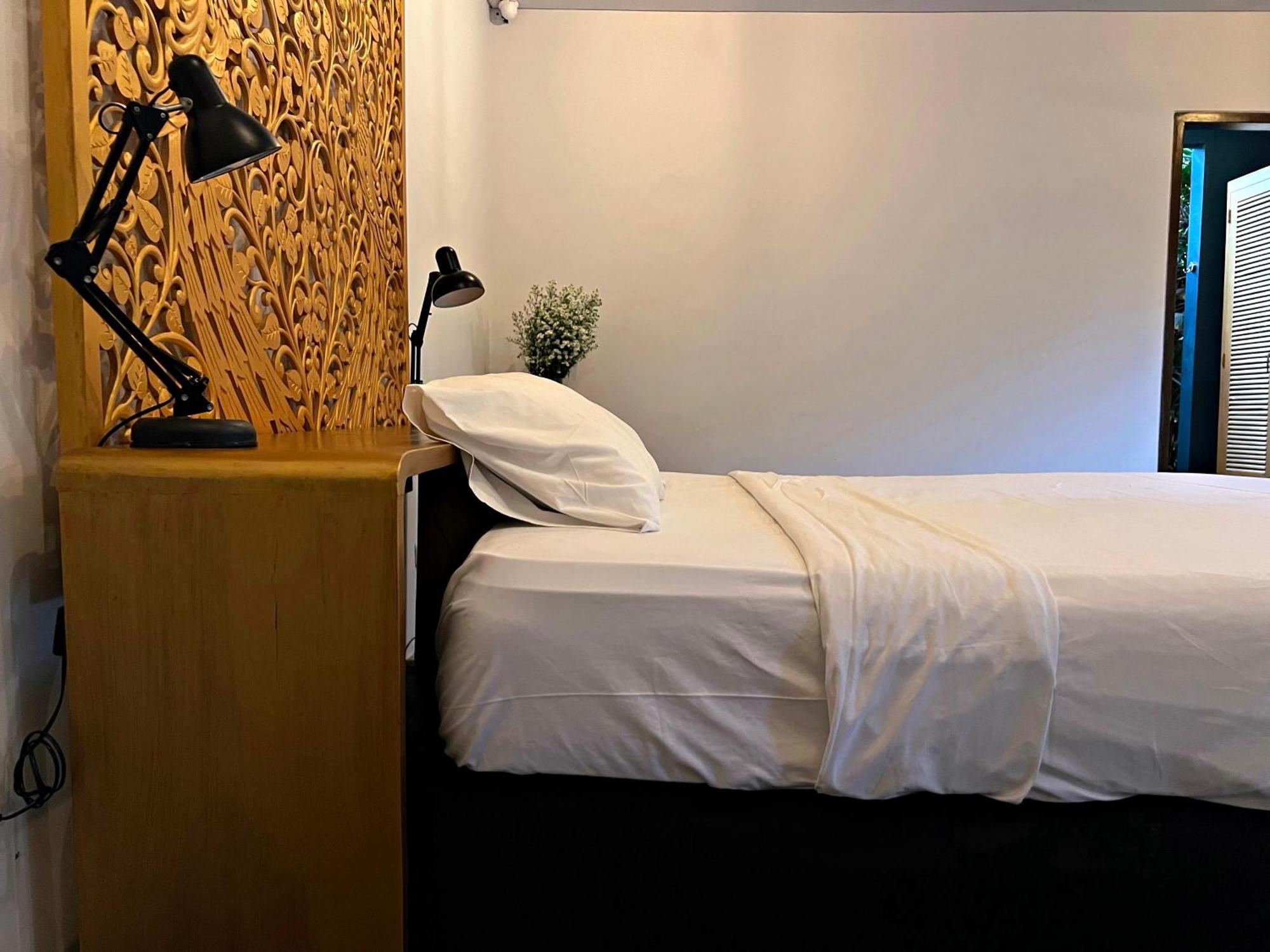 Katil Joyously Raw - Free Upgrade Subject To Availability *