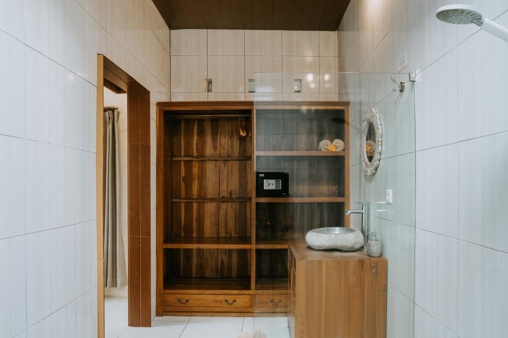 Rumah tetamu The Umari 2*