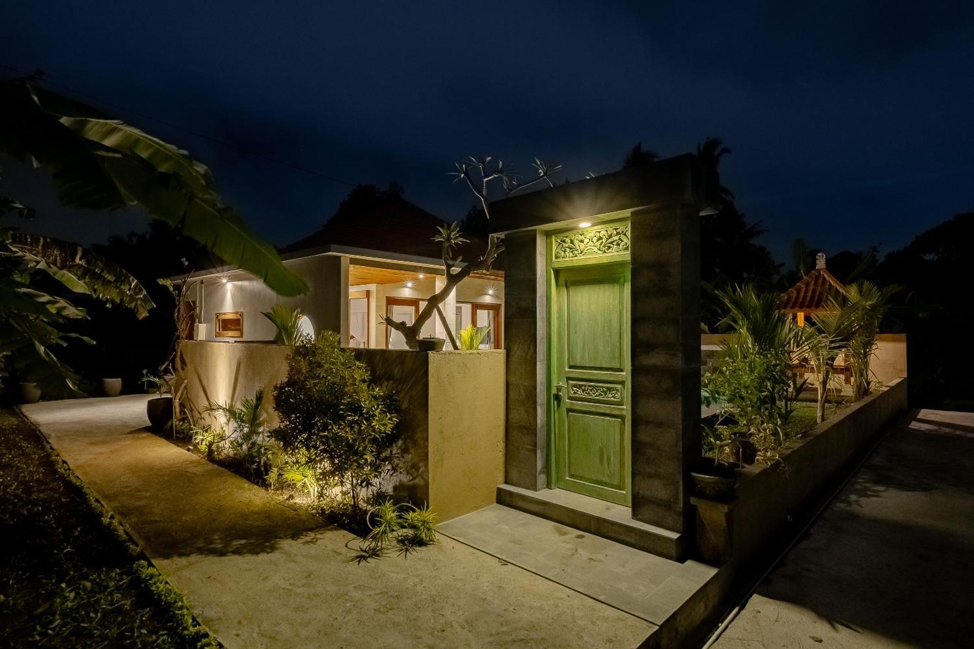 Villa Suarga Loka *