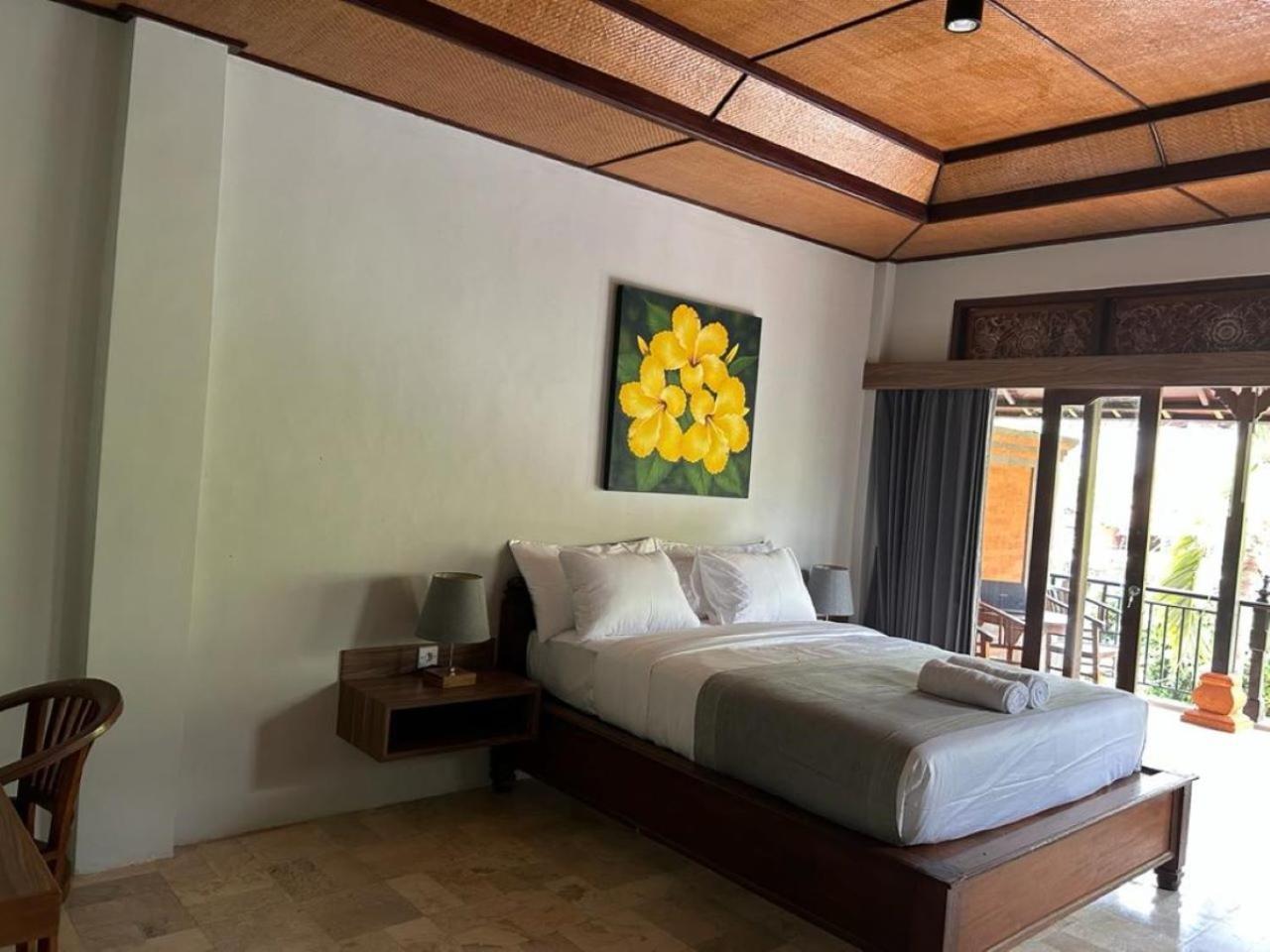 New Mumbul Inn *