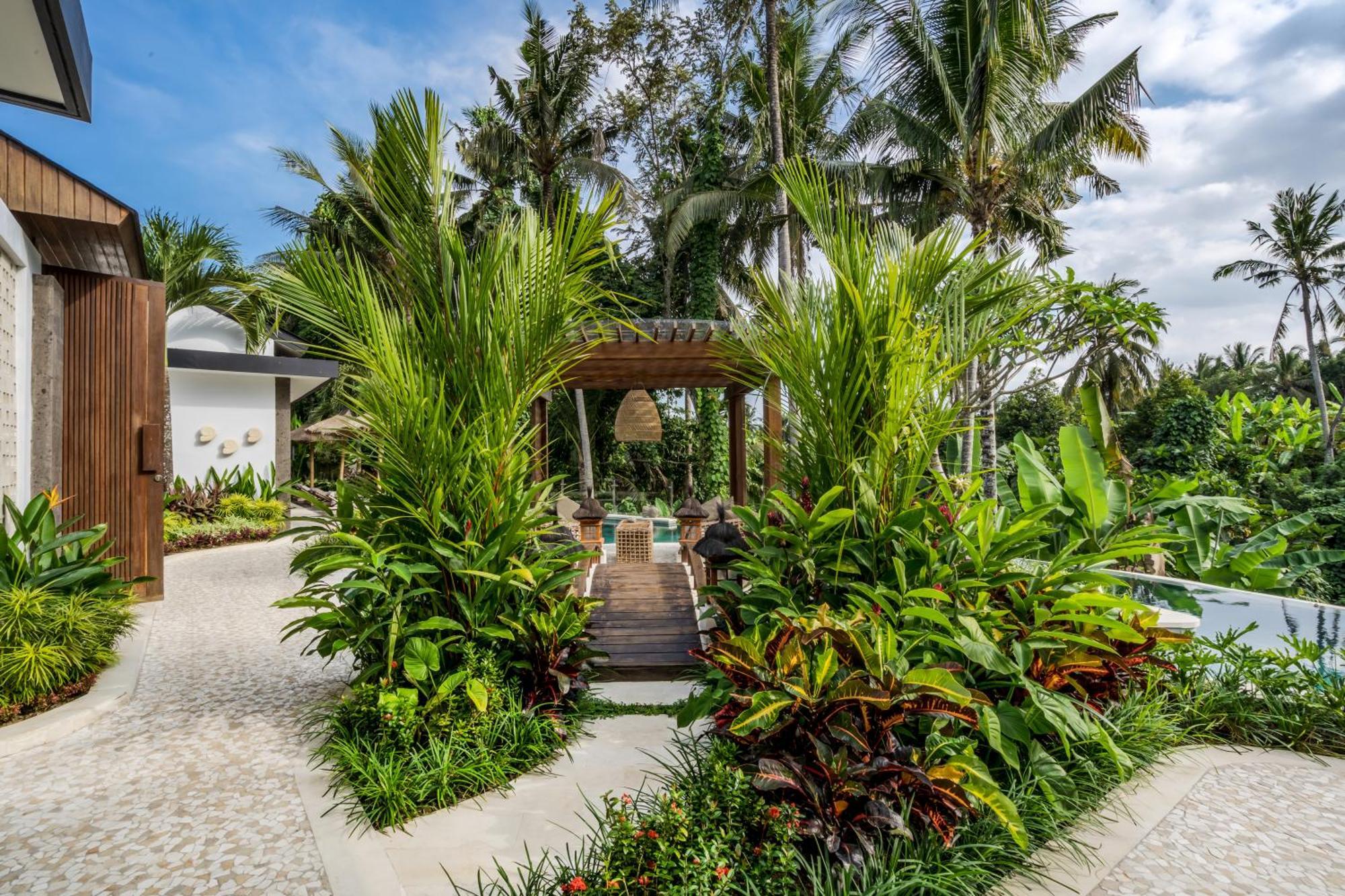 Villa Teratai By Balisuperhost