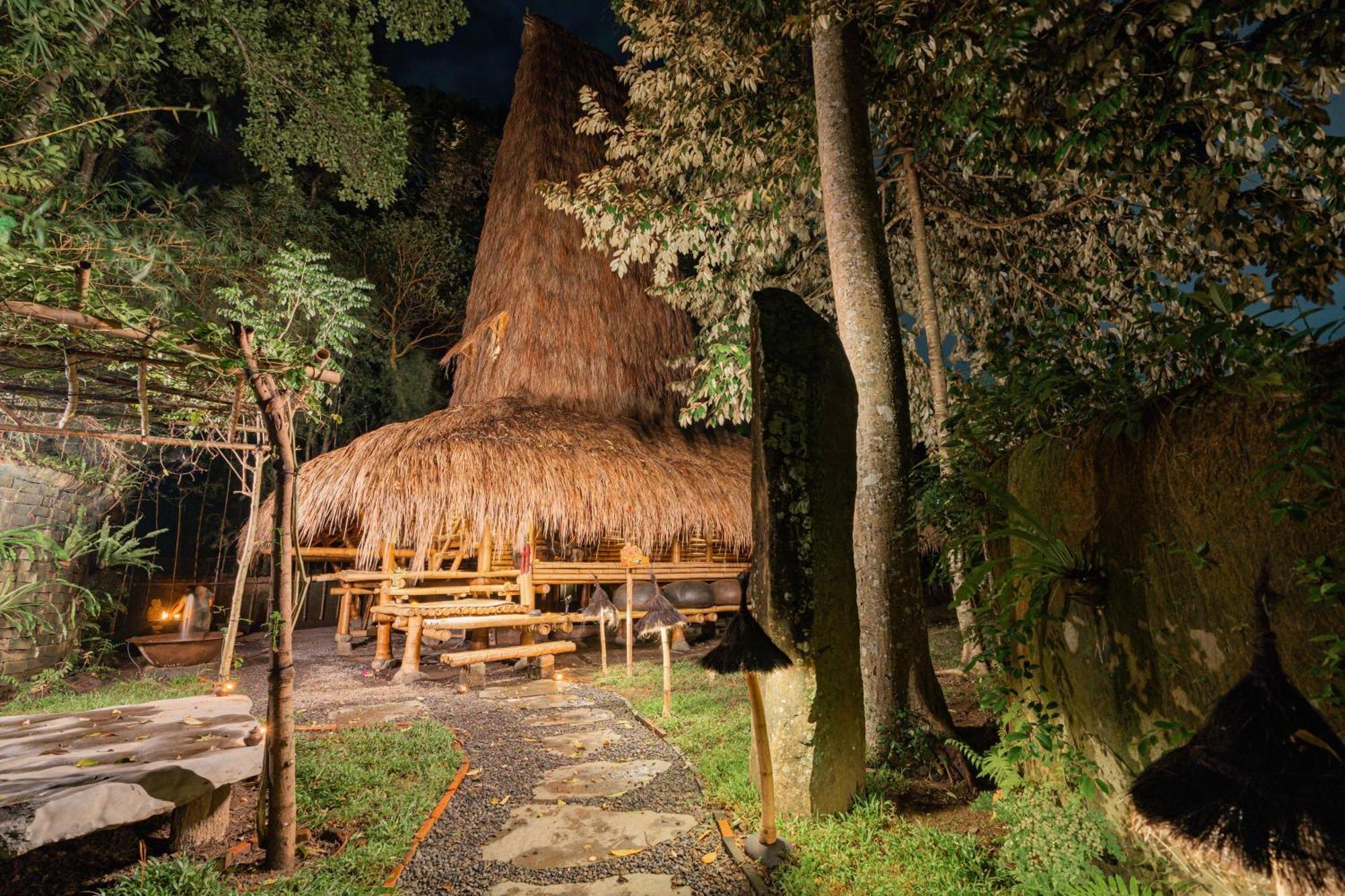 Resort Bambu Indah 5*